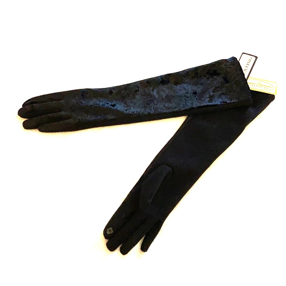 Unique Vintage long velvet gloves
